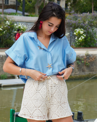 Short crochet beige