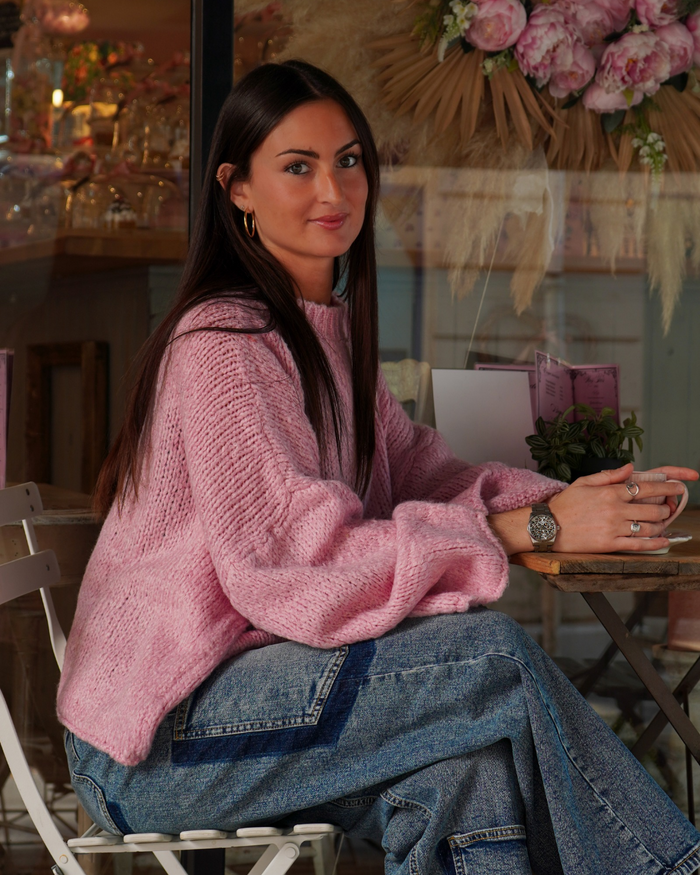 Pull rose bébé