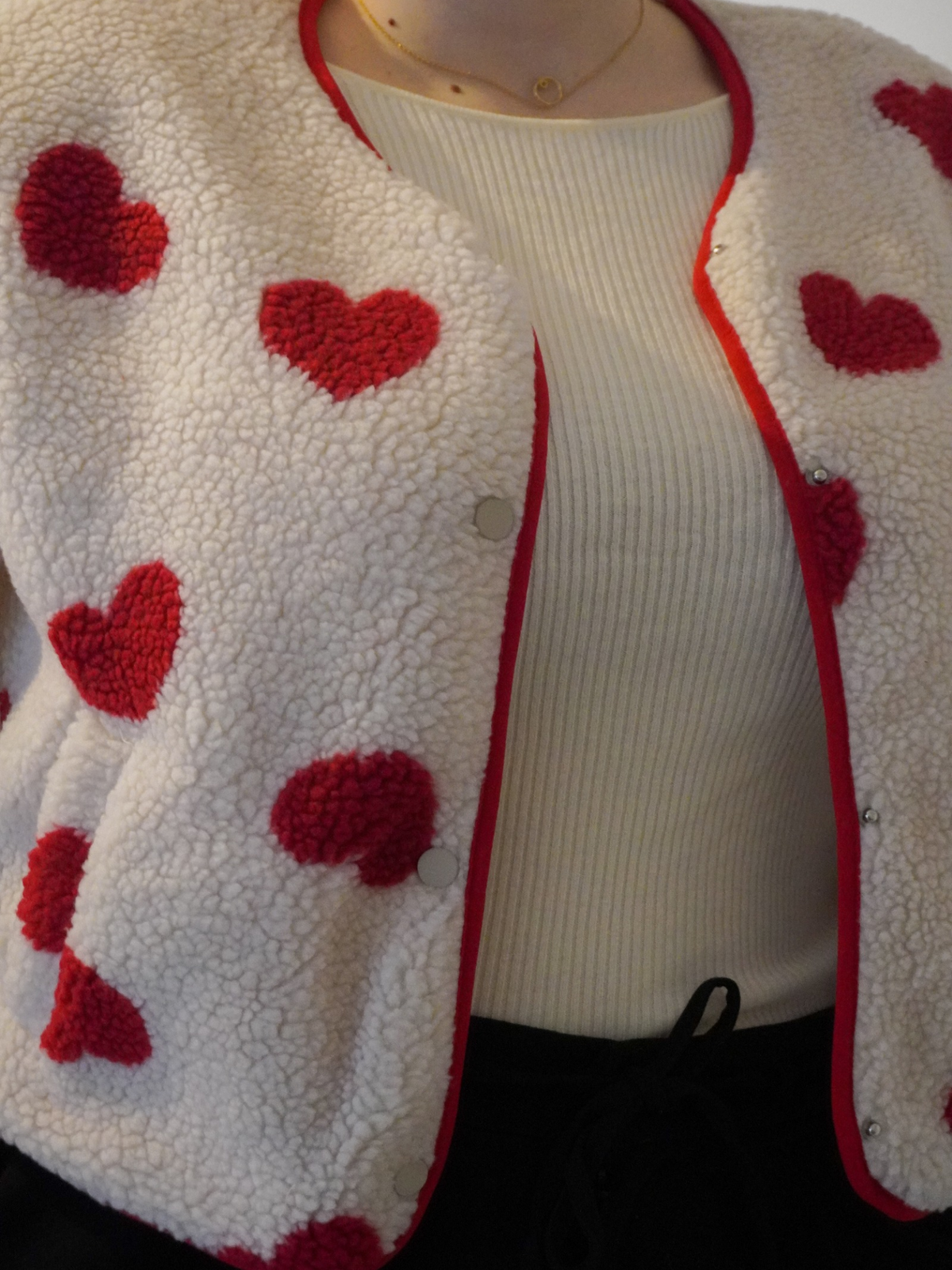 Gilet sans manches cœur écru