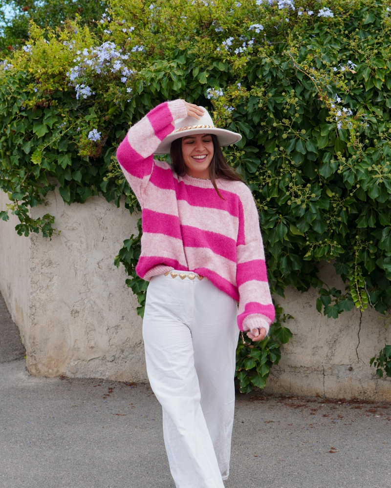 Pull rayures rose défectueux