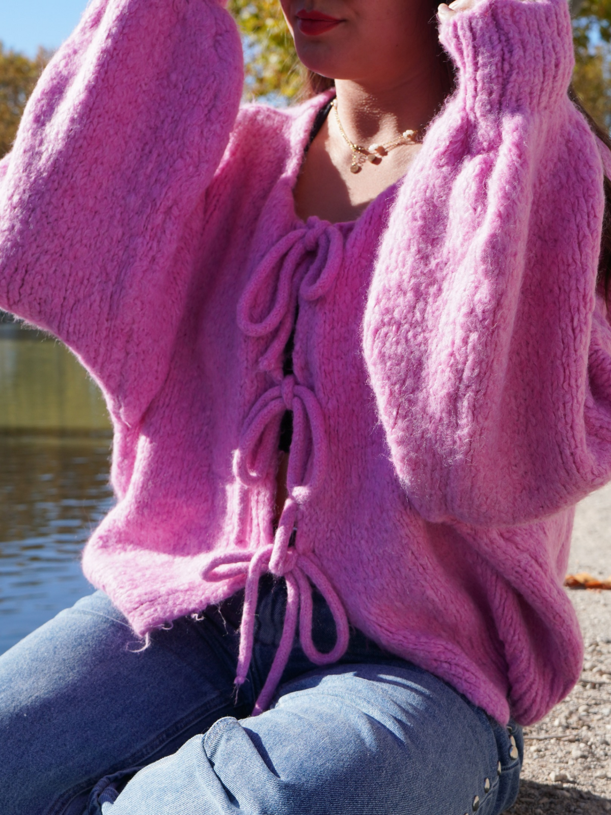 Pull gilet nœud rose