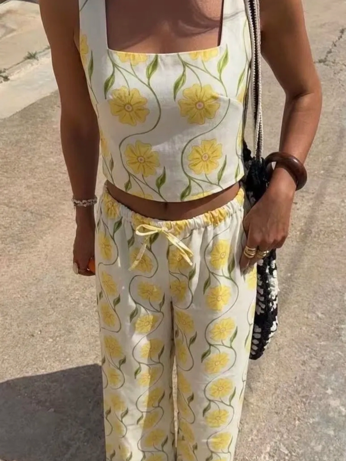 Ensemble fleur jaune précommande