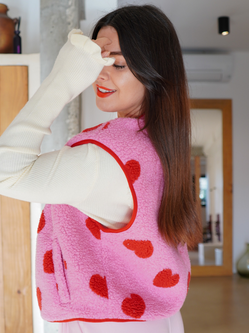 Gilet sans manches cœur rose pré-commande