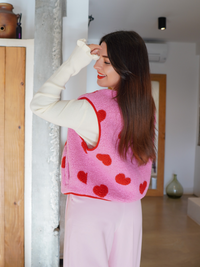 Gilet sans manches cœur rose pré-commande
