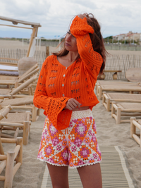 Short crochet orange