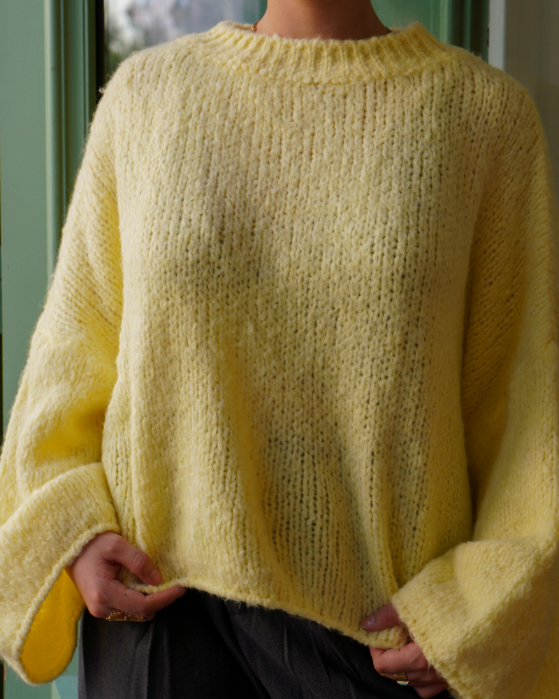Pull jaune