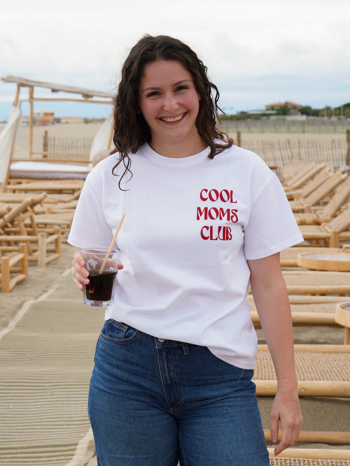 T-shirt cool moms club