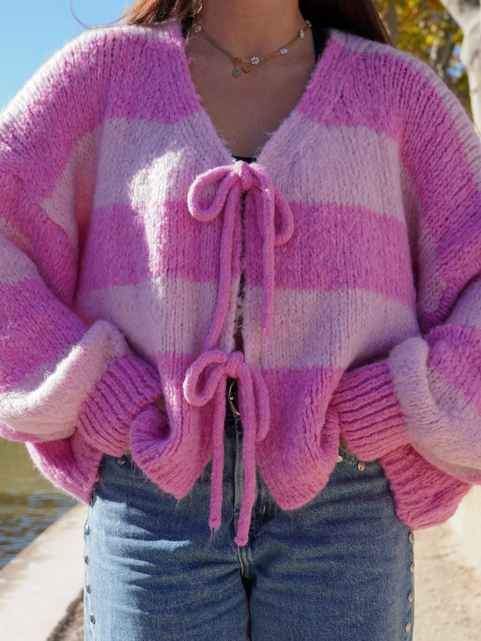 Pull gilet nœud rayures