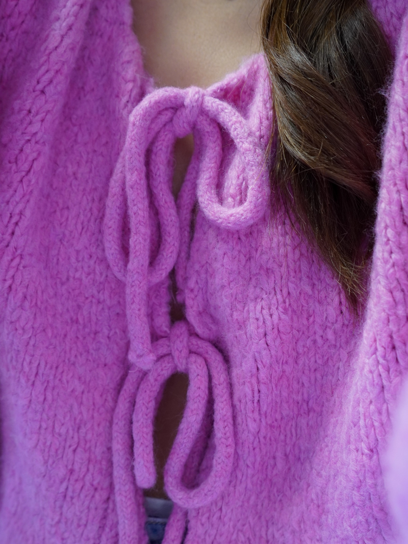 Pull gilet nœud rose