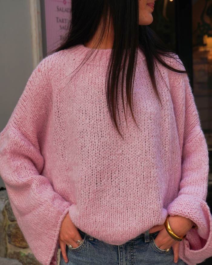 Pull rose bébé