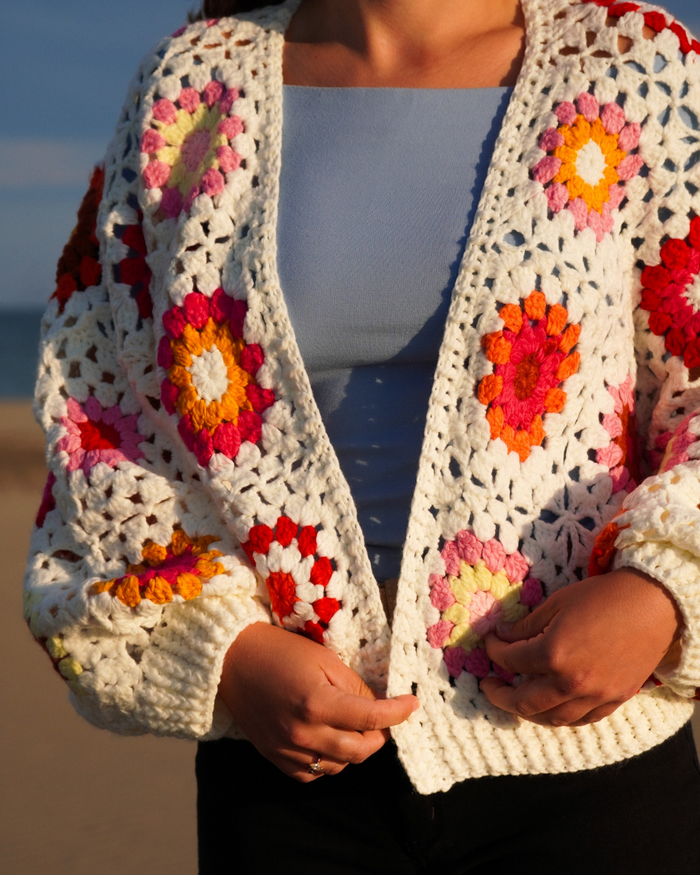 Gilet crochet blanc PRÉ-COMMANDE