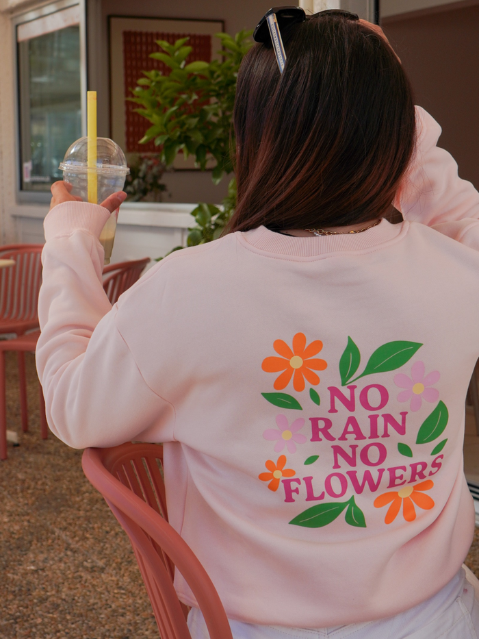 Sweat No rain, No flowers rose